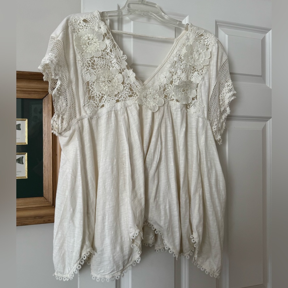 Anthropologie  Cream Lace Women's Top  like New